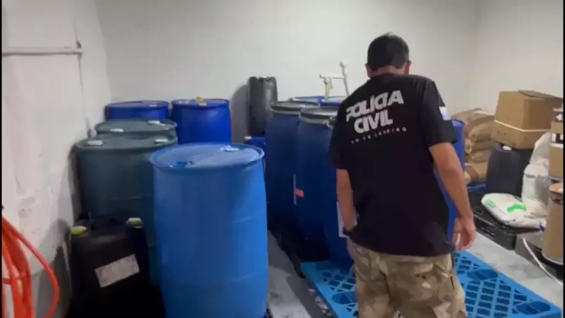 Operação fecha duas fábricas de cosméticos falsificados na Baixada Fluminense