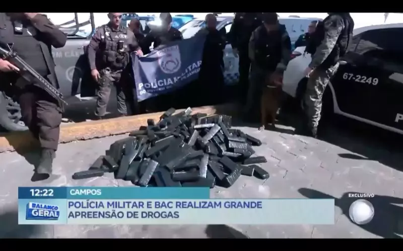 Operação policial no RJ apreende toneladas de drogas e prende traficantes