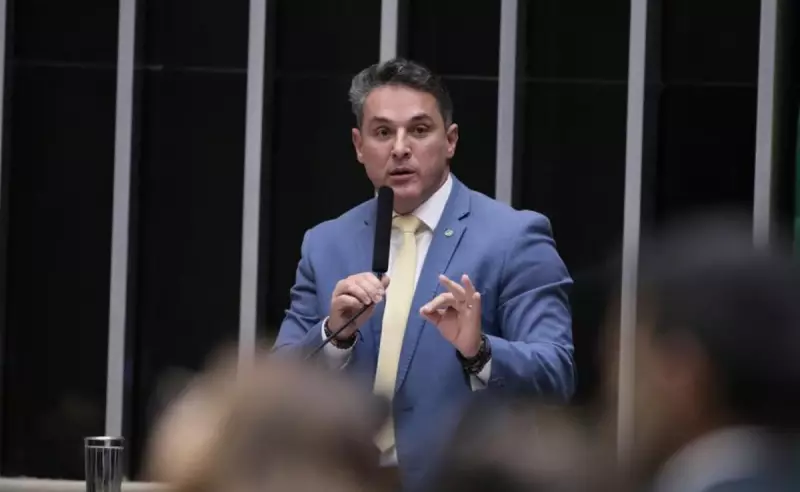 Oposição critica judicialização do aumento do IOF e fala em 'ataque à soberania do Parlamento'