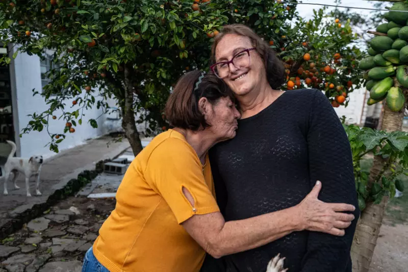 Os desafios de envelhecer sendo LGBT+ no Brasil: solidão, abandono e acesso à saúde