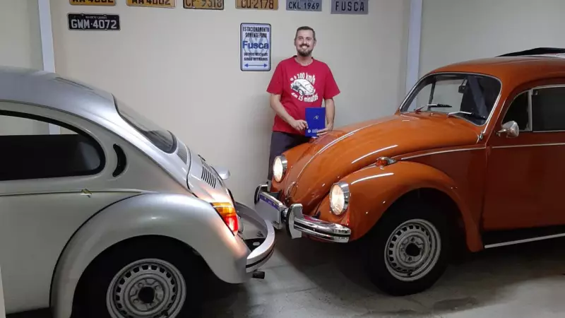 Paixão por Fusca: Morador de Sorocaba mantém coleção com carro comprado há mais de 30 anos