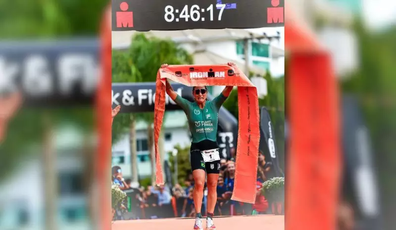 Pamella Oliveira faz história e conquista o tetracampeonato no Ironman Brasil 2025