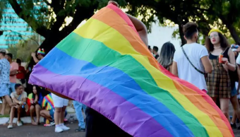 Parada do Orgulho LGBTI+ em Palmas celebra diversidade e inclusão neste domingo (15)