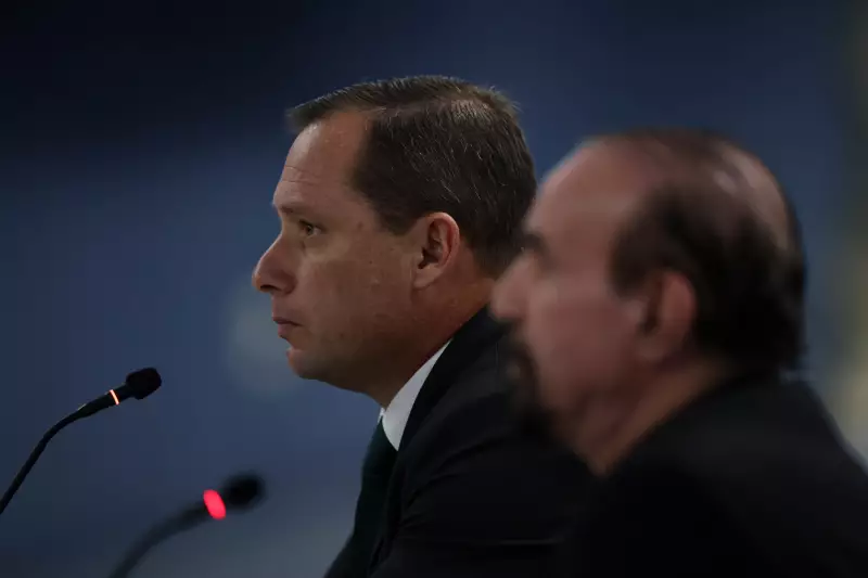Perfil no Instagram que ameaçava futuro de Mauro Cid foi desativado às pressas
