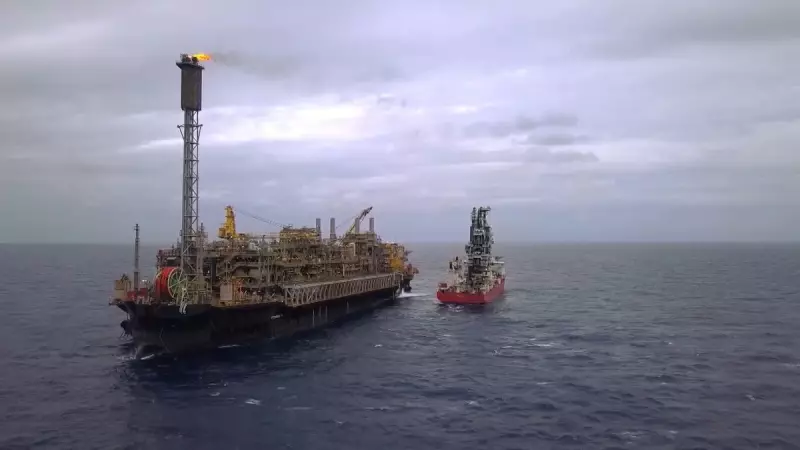 Petróleo em Alta: Ataques entre Israel e Irã Disparam Preços no Mercado Global