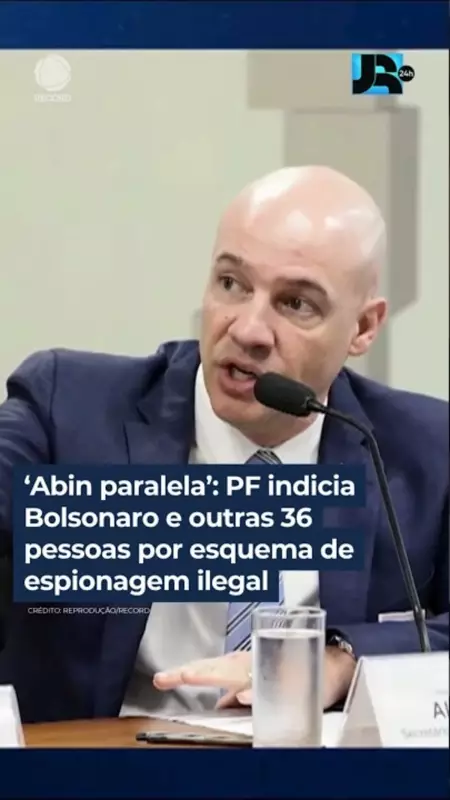 PF indicia Bolsonaro e mais 36 por esquema de espionagem ilegal: entenda o caso