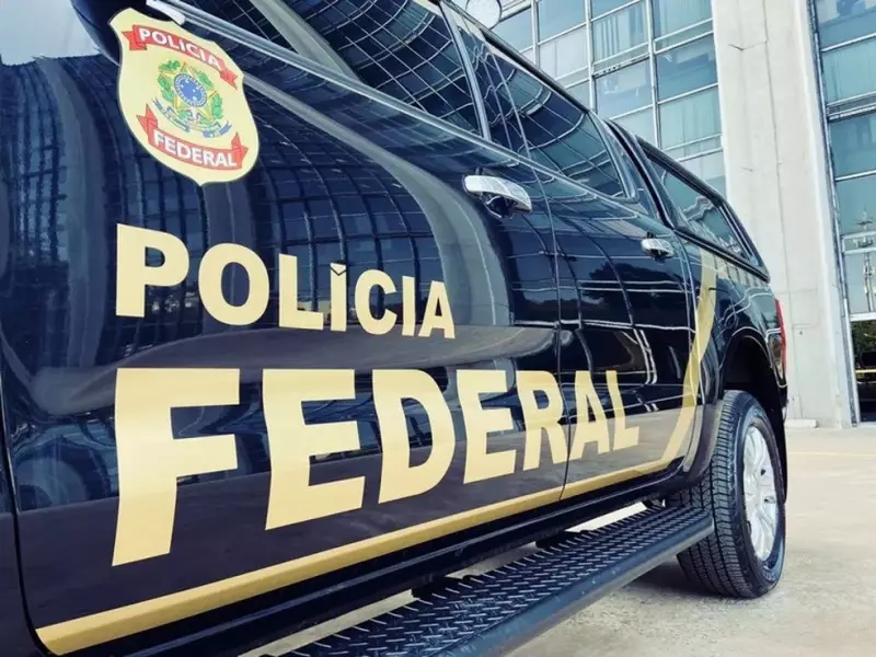 PF recorre a carros de empresas privadas para reforçar segurança de ministros e autoridades