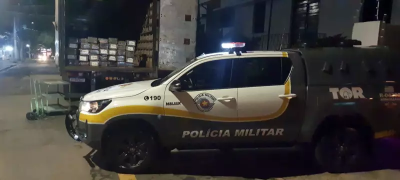 Polícia apreende caminhão com 688 quilos de maconha na Rodovia dos Bandeirantes e prende dois suspeitos