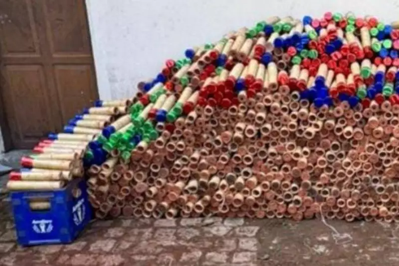 Polícia apreende fábrica clandestina de fogos de artifício em Cruz das Almas: risco à segurança pública