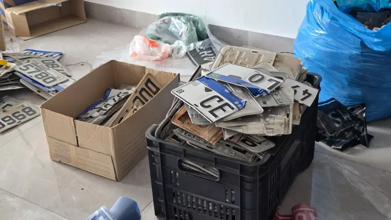 Polícia Civil desmantela fábrica clandestina de placas de veículos em Paulínia