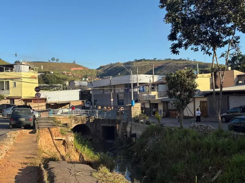 Ponte no bairro Carlos Chagas em Juiz de Fora segue interditada para veículos, mas passagem de pedestres é liberada