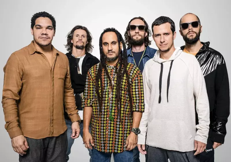 Ponto de Equilíbrio substitui Marcelo Falcão em show emocionante em Manaus