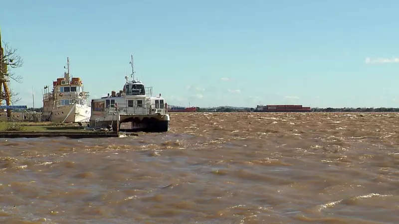 Porto Alegre em alerta: nível de inundação pode ser atingido nos próximos dias, alerta especialista