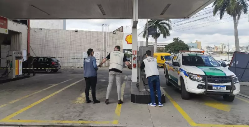 Posto de combustíveis é interditado na Rua Benjamin Constant em Juiz de Fora: entenda o caso