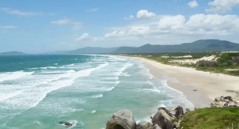 Praia do Moçambique em Florianópolis é declarada Reserva Nacional de Surf com evento gratuito