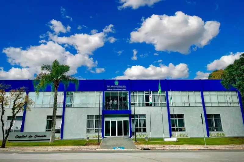Prefeitura de Rio Branco do Sul abre 43 vagas em PSS com salários de até R$ 6,5 mil