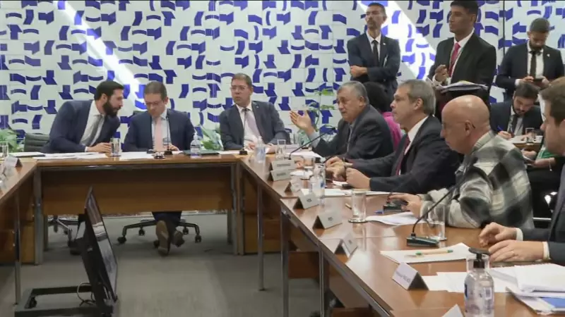 Presidente da Câmara marca votação urgente para derrubar decreto do IOF: entenda os impactos