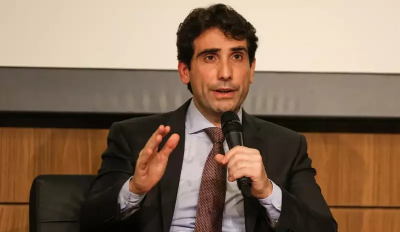 Presidente do BC alerta: IOF não deve ser usado como ferramenta de arrecadação