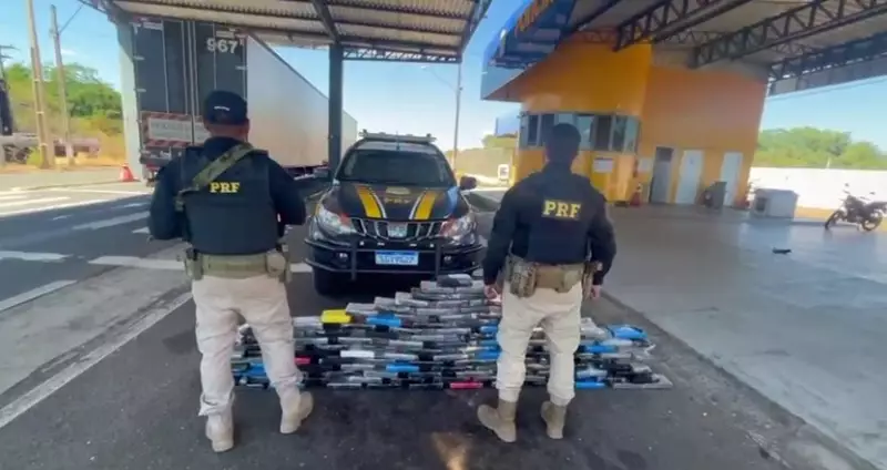PRF apreende quase 140 kg de cocaína em ônibus com compartimento oculto no Piauí