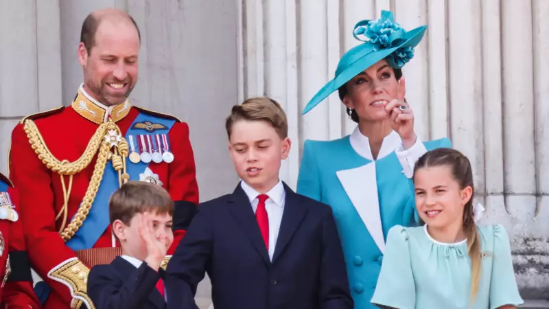 Príncipe William e Kate Middleton surpreendem com atitude inesperada do caçula em evento real