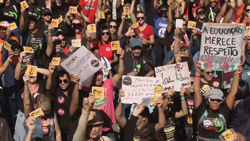 Professores do DF mantêm greve: entenda os motivos e impactos