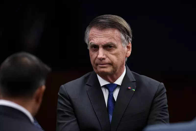Putin alerta para risco de 3ª Guerra Mundial e Bolsonaro demonstra nova indisposição