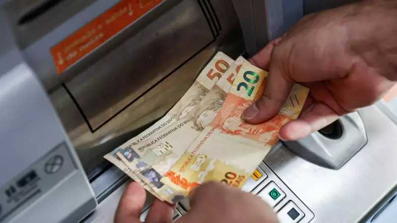 R$ 9,7 bilhões esquecidos: como consultar e resgatar seu dinheiro automaticamente