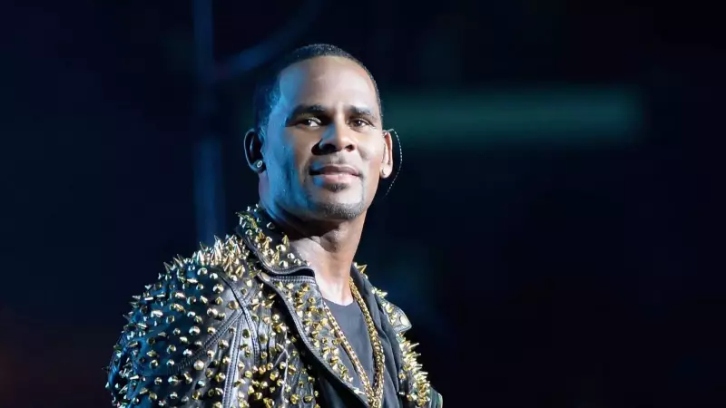 Rapper R. Kelly pede transferência de prisão após ameaça de morte: saiba os detalhes