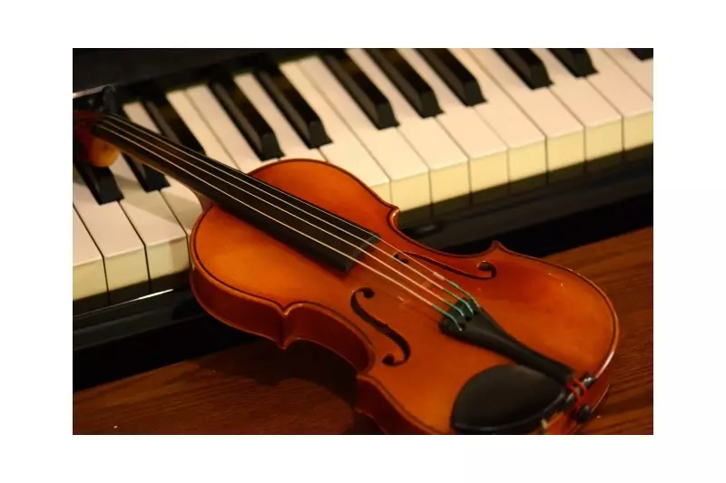 Recital de Piano e Violino Encanta São Luís no Palacete Gentil Braga