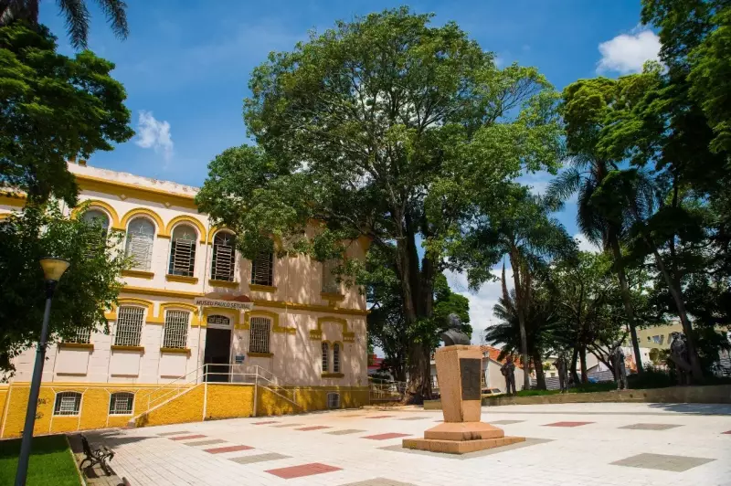 Reforma no Museu Histórico de Tatuí interdita parcialmente acesso à Praça Manoel Guedes