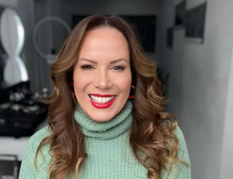 Regina Volpato surpreende: fatura mais fora da TV do que no SBT