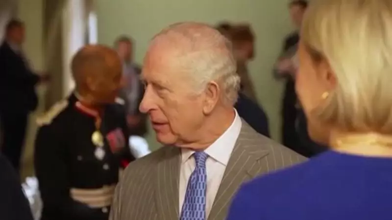 Rei Charles III expressa choque com tragédia na Índia e homenageia socorristas