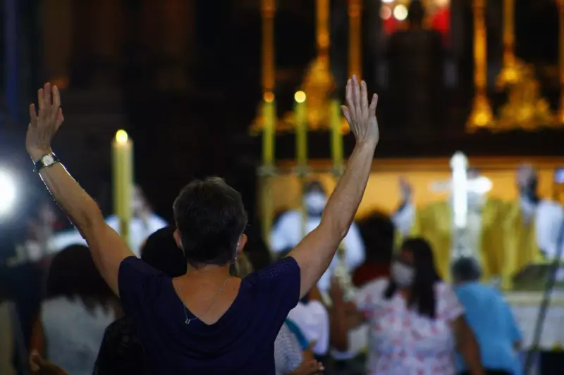 Religiões Afro-Brasileiras Crescem em Campinas Enquanto Catolicismo Perde Fiéis