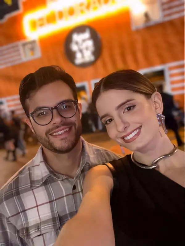 Rivalidade entre Campina Grande e Caruaru no São João vira hit nas redes com casal de vídeos engraçados
