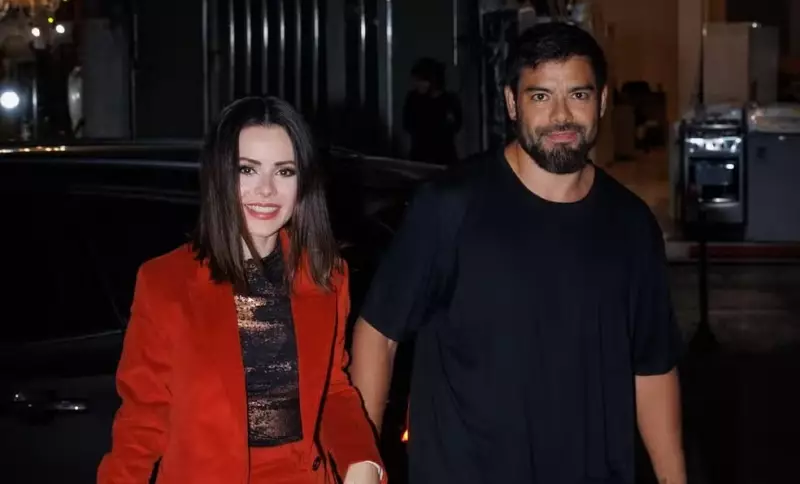 Sandy revela detalhes sobre novo amor: "Somos discretos"