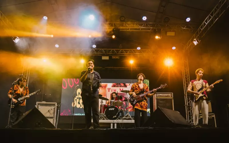Santa Session: Conheça a banda finalista do E Pra Cantar e ouça o hit do Dia do Rock