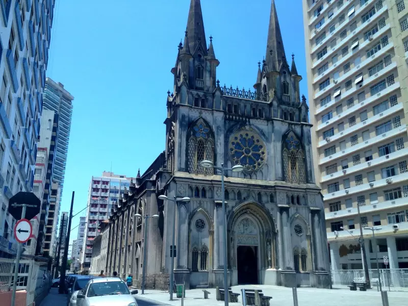 Santos (SP) lidera em catolicismo e diversidade religiosa na Baixada Santista, revela IBGE