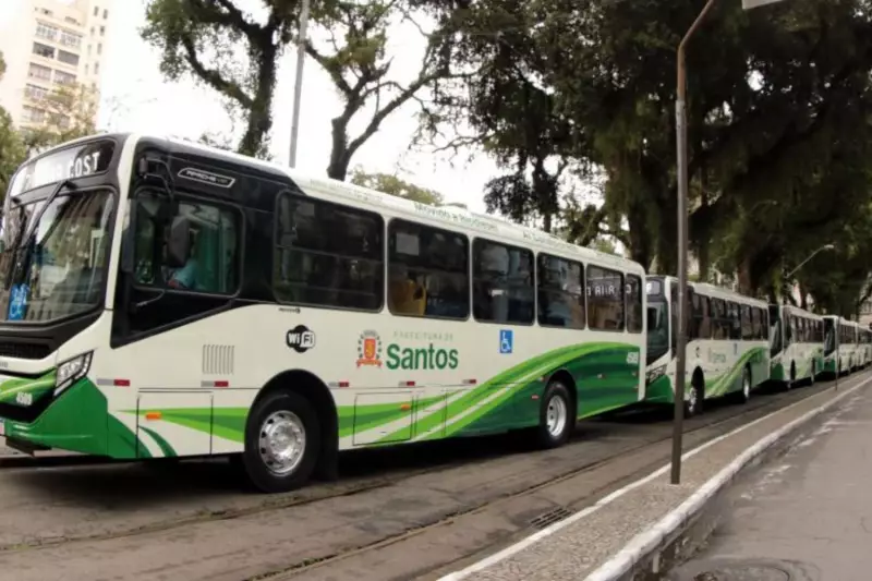 Santos (SP) renova frota de ônibus com 18 veículos sustentáveis e reduz emissão de poluentes