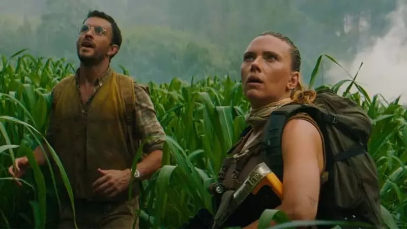 Scarlett Johansson volta aos cinemas em 'Jurassic World: Recomeço' - Veja os detalhes!