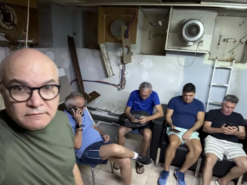 Secretário de Natal se refugia em bunker durante bombardeio em visita a Israel