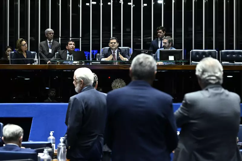 Senado aprova aumento de deputados federais: Câmara terá 531 representantes