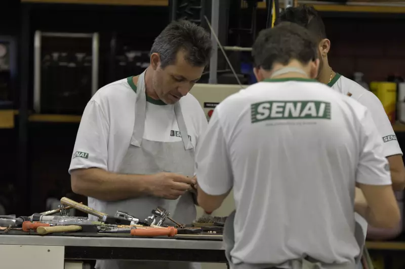 Senai DF oferece mais de 6 mil vagas em cursos gratuitos: veja como se inscrever