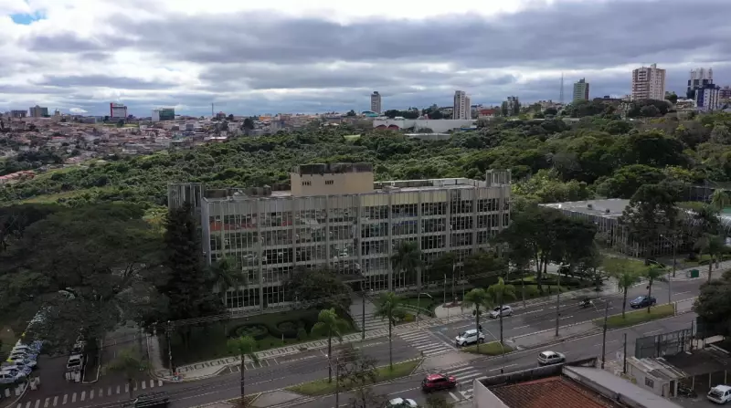 Servidora de RH é afastada por suspeita de fraudar R$ 19 mil em fundação de Ponta Grossa