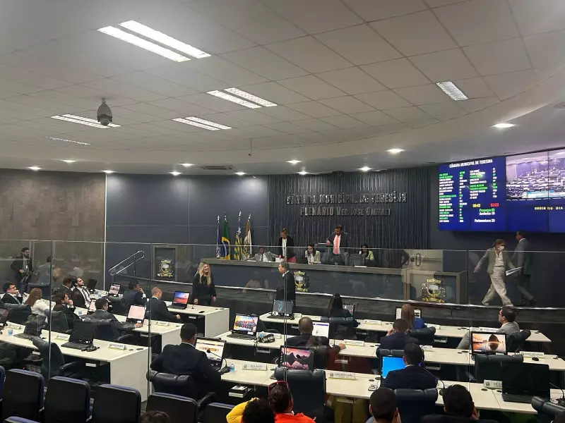 Sessão na Câmara de Teresina é suspensa após discussão acalorada sobre CPI das Águas