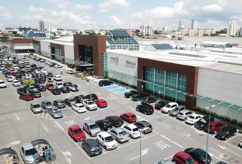 Shoppings do Alto Tietê oferecem mais de 70 vagas de emprego nesta terça-feira