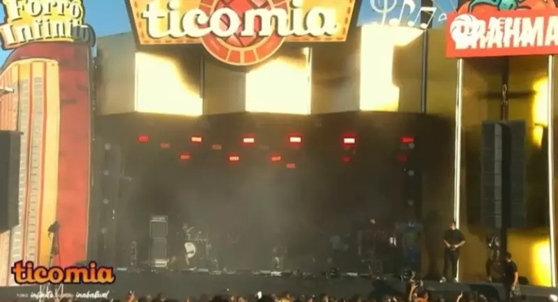 Show de Iguinho e Lulinha na Bahia é interrompido por princípio de incêndio