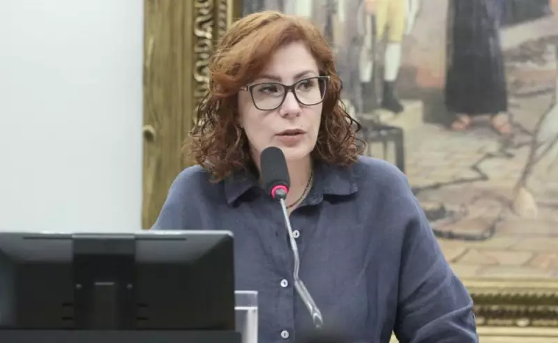STF bloqueia salário e verbas de gabinete de Zambelli: deputada alega falta de comunicação prévia