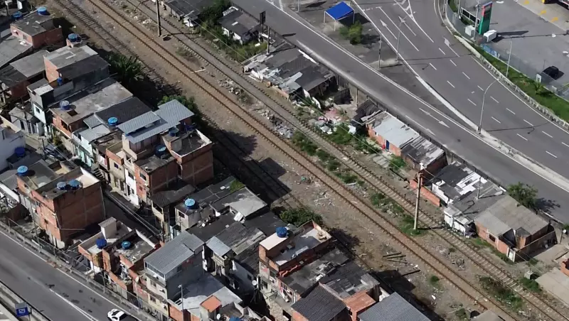SuperVia no Rio: Relatório revela abandono, criminalidade e favelização nas estações