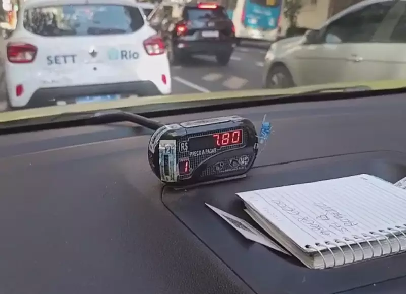 Taxímetros com defeito no Rio: motoristas enfrentam problemas com dispositivos que disparam sozinhos