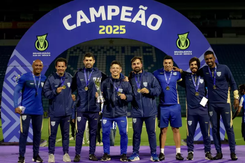 Técnico do Avaí Sub-20 celebra título da Série B: "Crescemos na hora certa"